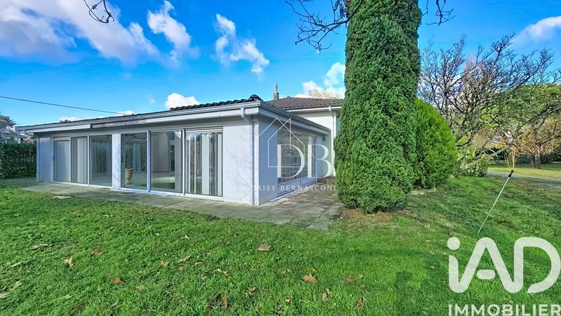 Maison - 96 m² - 4 pièces