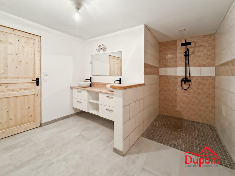 Maison ancienne - 225 m² - 5 pièces