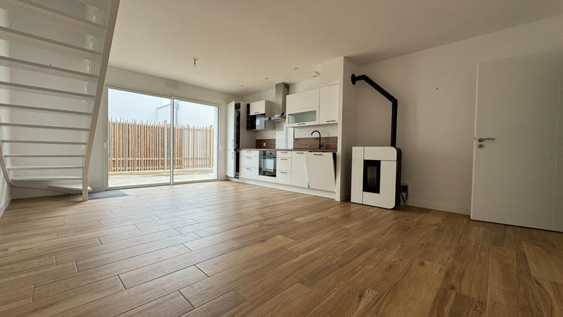 Maison - 80 m² - 4 pièces