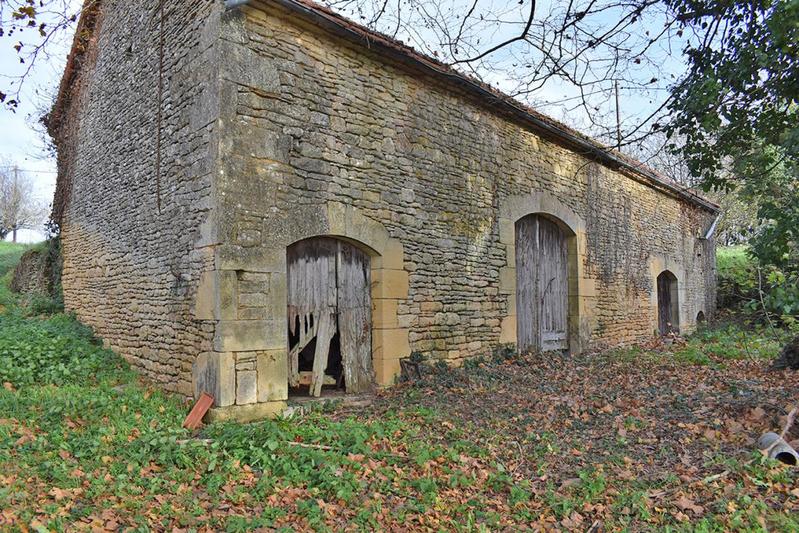 Grange - 125 m² - 6 pièces