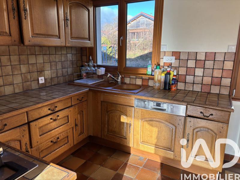 Maison - 188 m² - 7 pièces