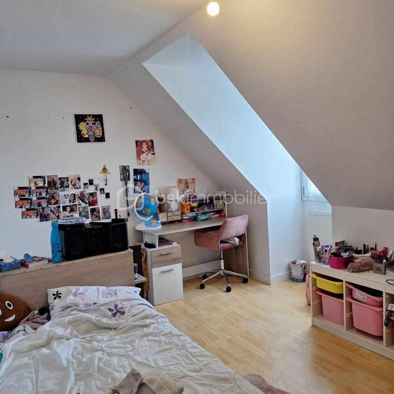 Pavillon - 93 m² - 5 pièces