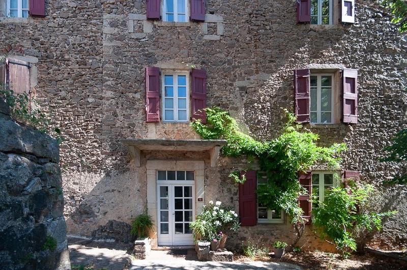 Maison - 485 m² - 12 pièces