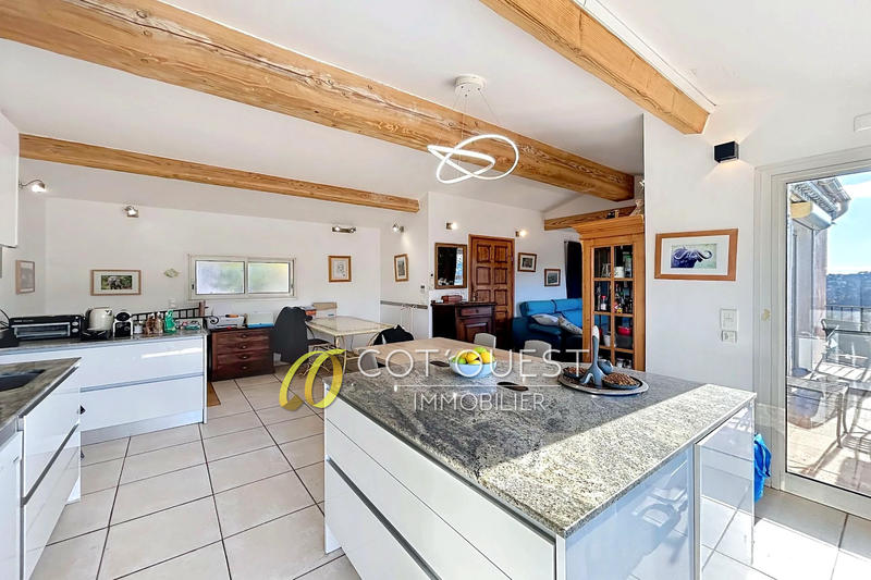 Maison - 110 m² - 5 pièces