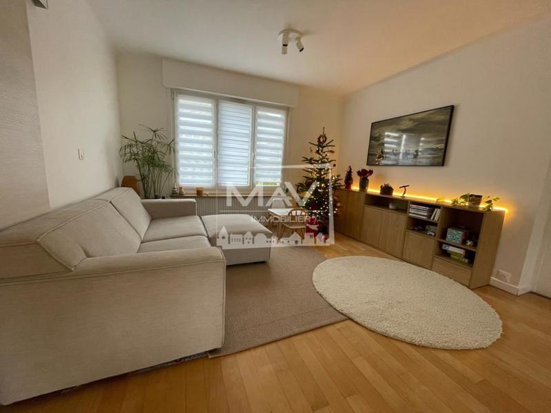 Maison - 103 m² - 5 pièces