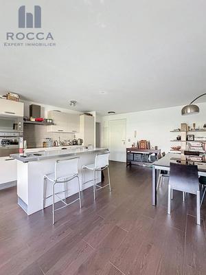 Appartement - 75 m² - 3 pièces