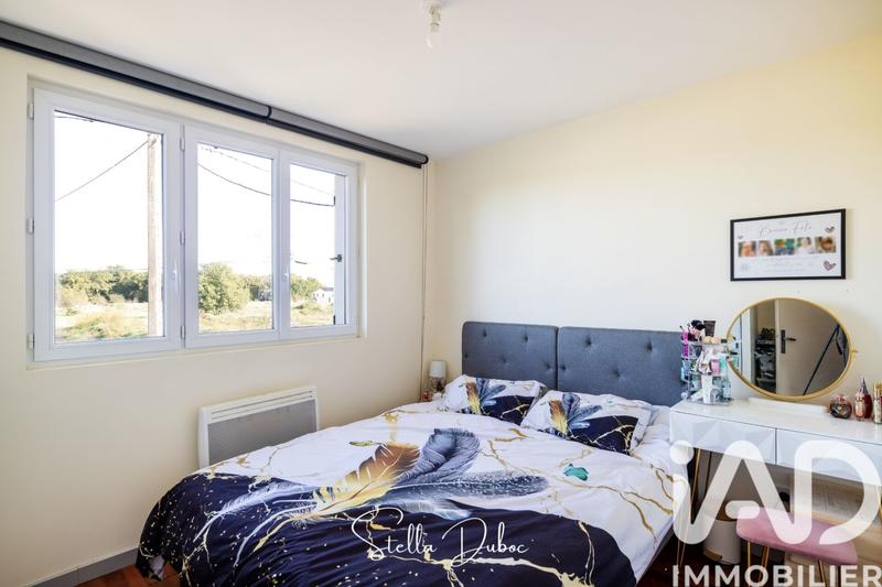 Maison - 96 m² - 5 pièces
