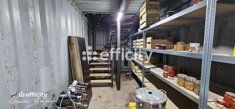 Villa - 279 m² - 9 pièces