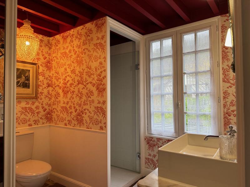 Maison - 180 m² - 6 pièces