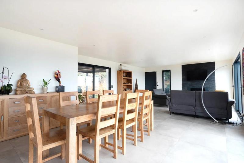 Maison - 152 m² - 5 pièces