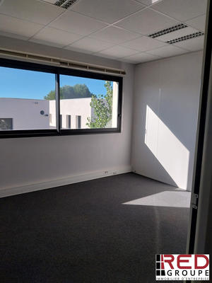 Bureau - 204 m²
