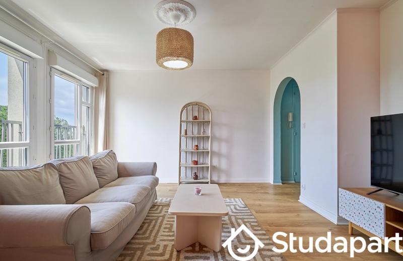 Chambre - 10 m² - 1 pièce