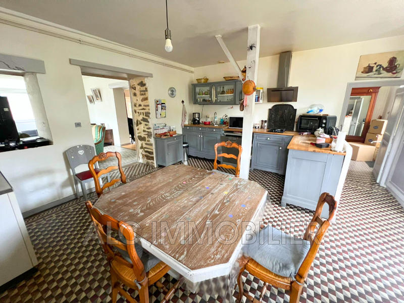 Maison - 135 m² - 5 pièces