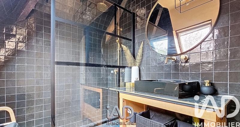 Maison de maîtres - 211 m² - 8 pièces