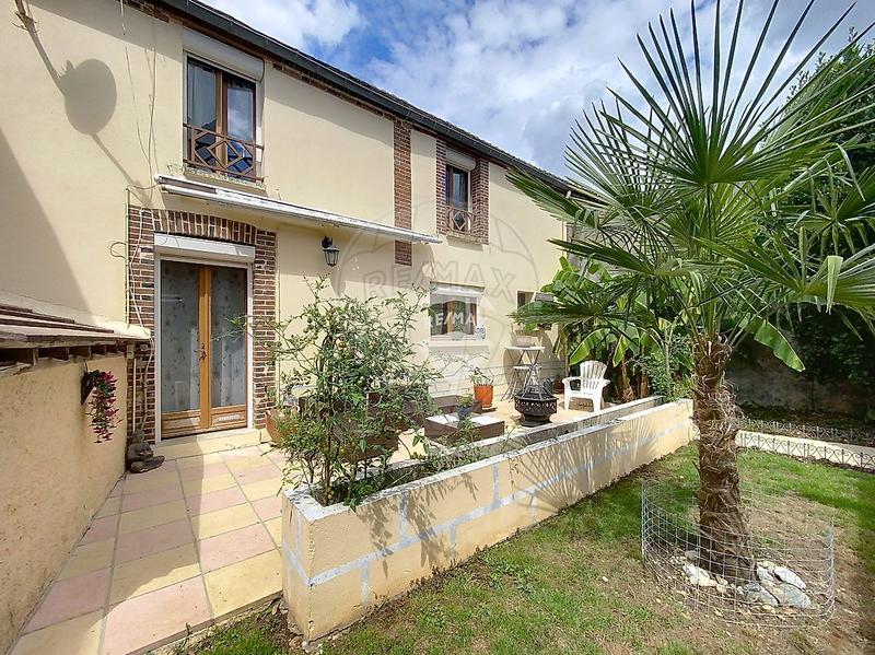 Maison de village - 107 m² - 4 pièces