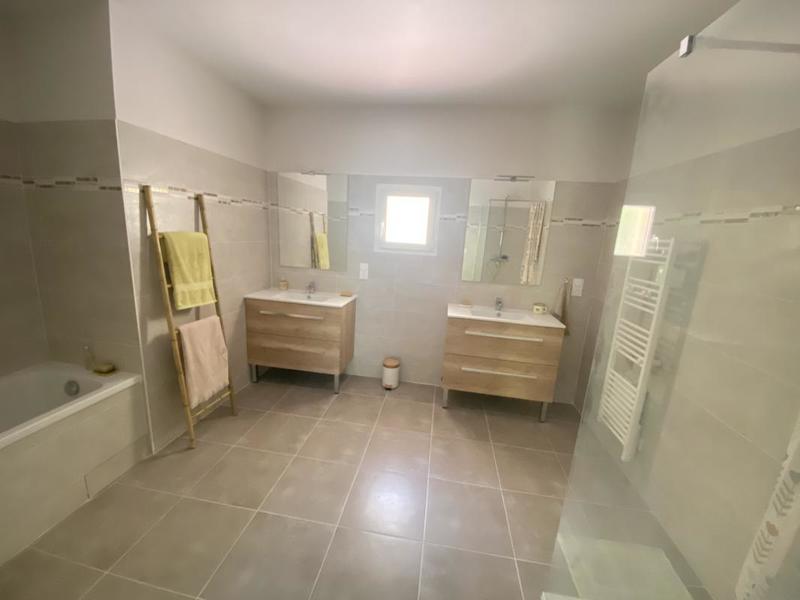 Villa - 174 m² - 6 pièces