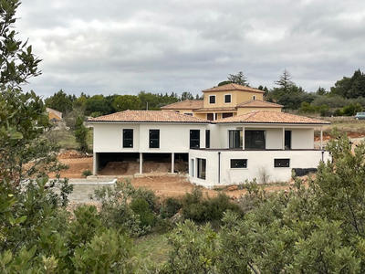 Villa - 243 m² - 6 pièces