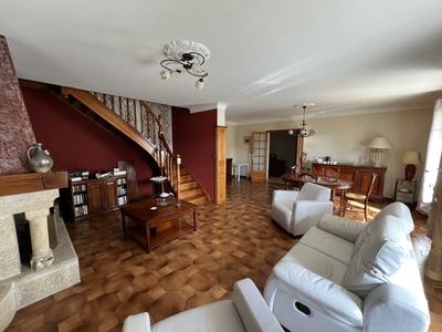 Villa - 157 m² - 6 pièces