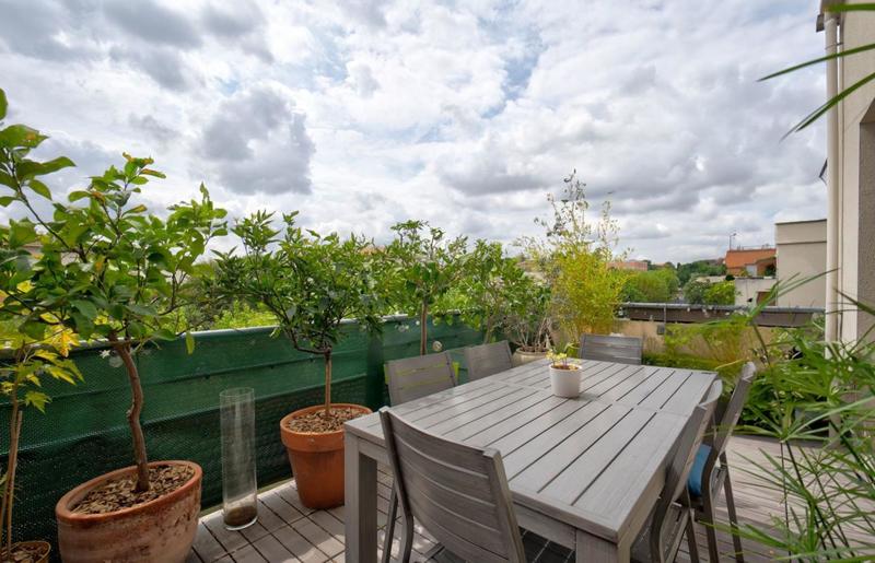 Appartement - 102 m² - 4 pièces