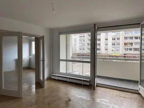 Appartement - 94 m² - 4 pièces