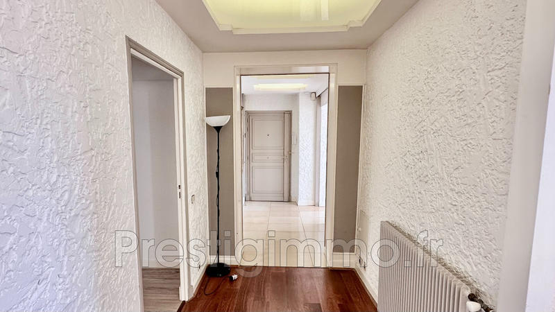 Appartement - 111 m² - 4 pièces