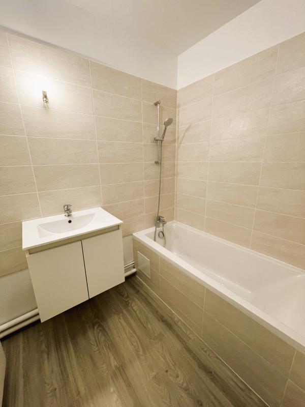 Appartement - 90 m² - 4 pièces