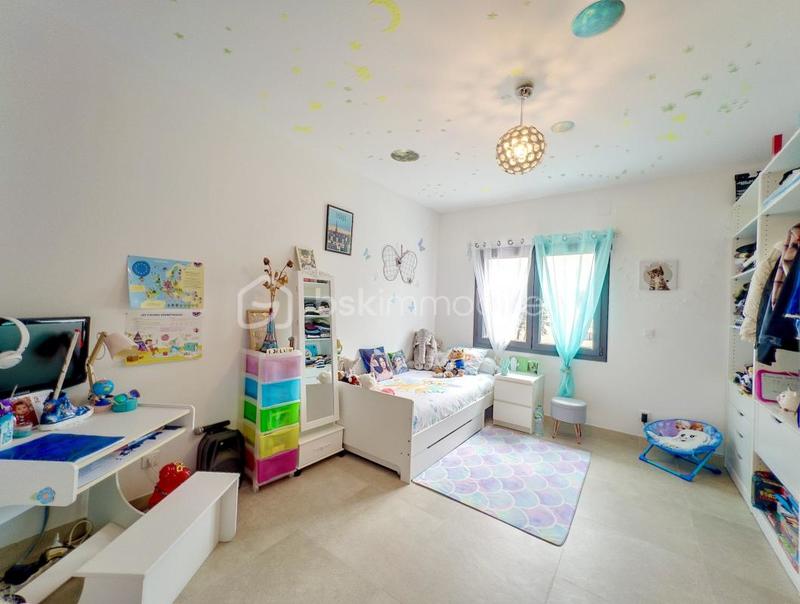 Maison - 114 m² - 5 pièces