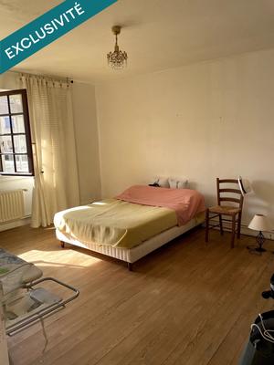 Maison - 163 m² - 8 pièces