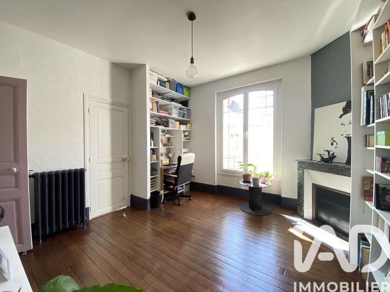 Maison - 249 m² - 10 pièces