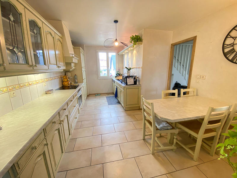 Maison - 93 m² - 4 pièces