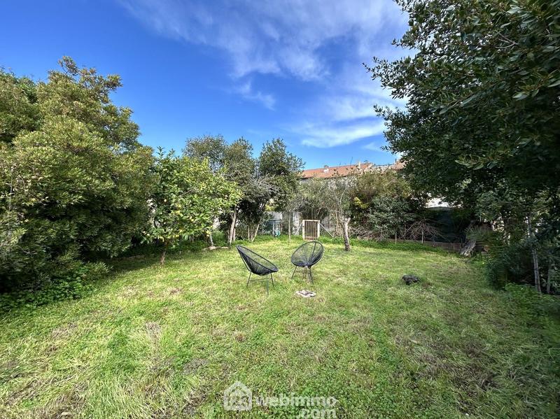 Appartement - 93 m² - 4 pièces