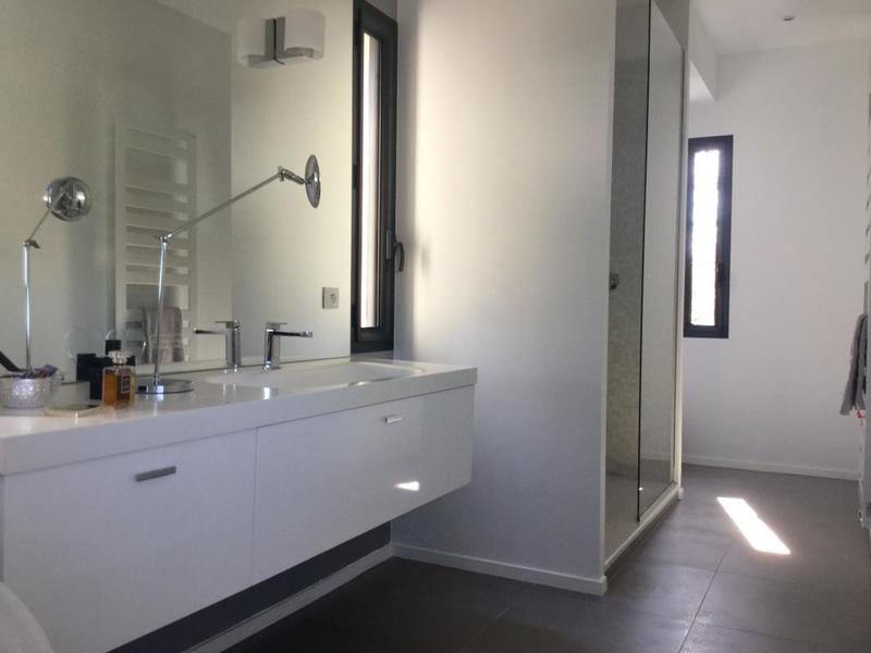 Maison - 207 m² - 5 pièces