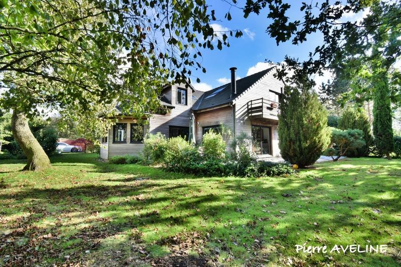 Maison - 276 m² - 7 pièces