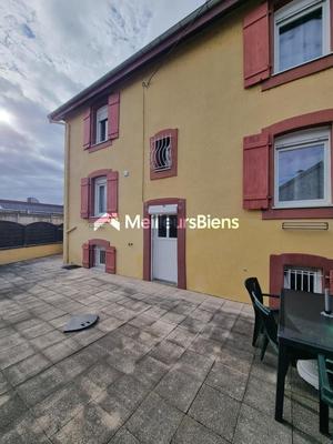 Maison - 80 m² - 4 pièces