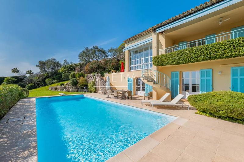 Villa - 280 m² - 7 pièces