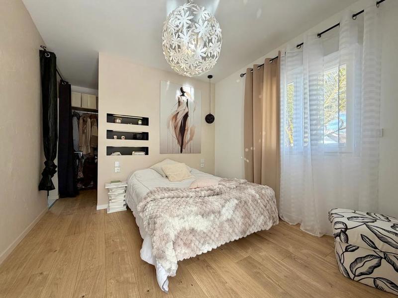 Maison - 141 m² - 6 pièces