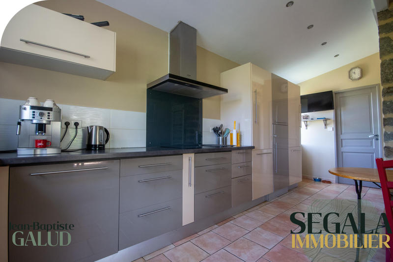 Maison - 173 m² - 4 pièces