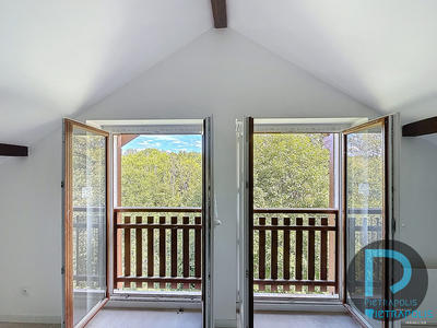 Appartement - 137 m² - 5 pièces