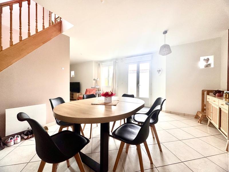 Maison - 150 m² - 7 pièces