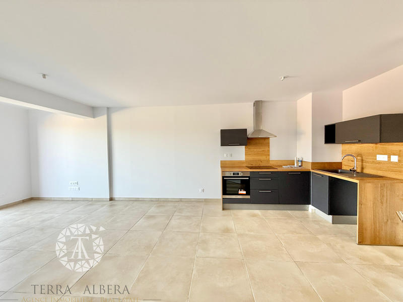 Appartement - 84 m² - 3 pièces