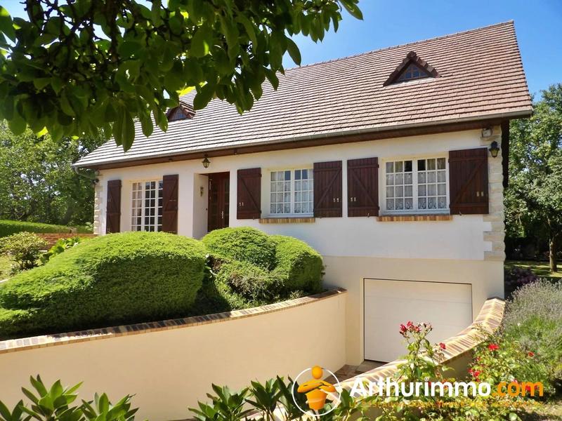 Maison - 98 m² - 4 pièces