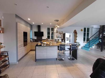 Ferme - 203 m² - 8 pièces