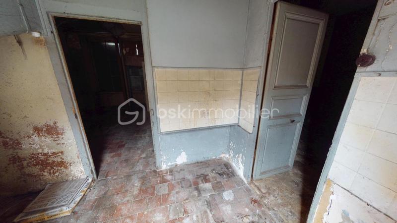 Maison - 200 m² - 4 pièces