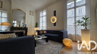 Appartement - 122 m² - 5 pièces