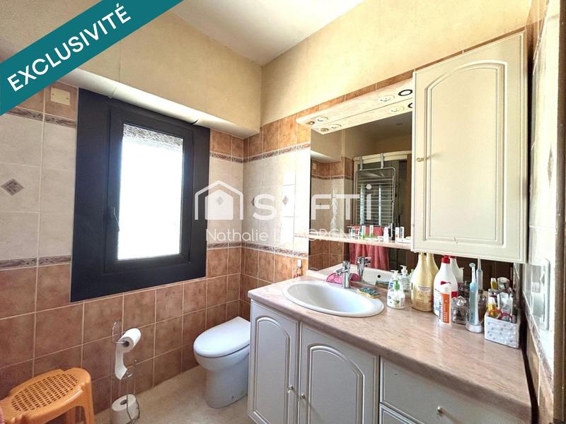 Maison - 235 m² - 4 pièces