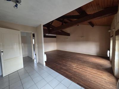 Appartement - 95 m² - 4 pièces