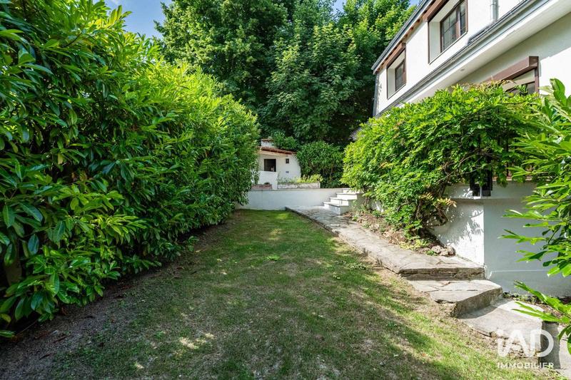 Maison - 185 m² - 6 pièces