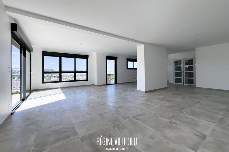 Villa - 197 m² - 5 pièces