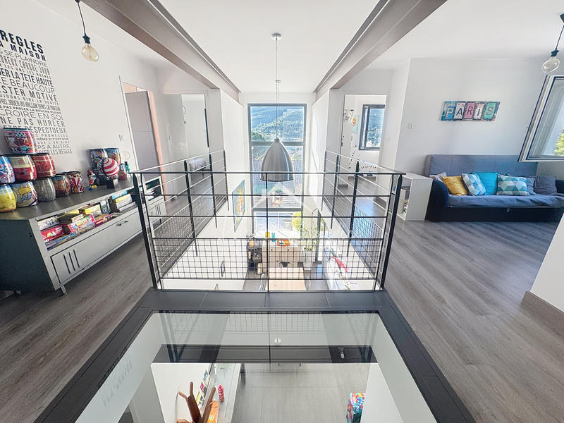 Villa - 150 m² - 6 pièces