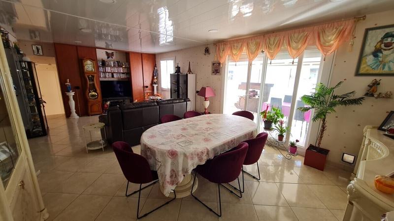 Maison - 114 m² - 5 pièces